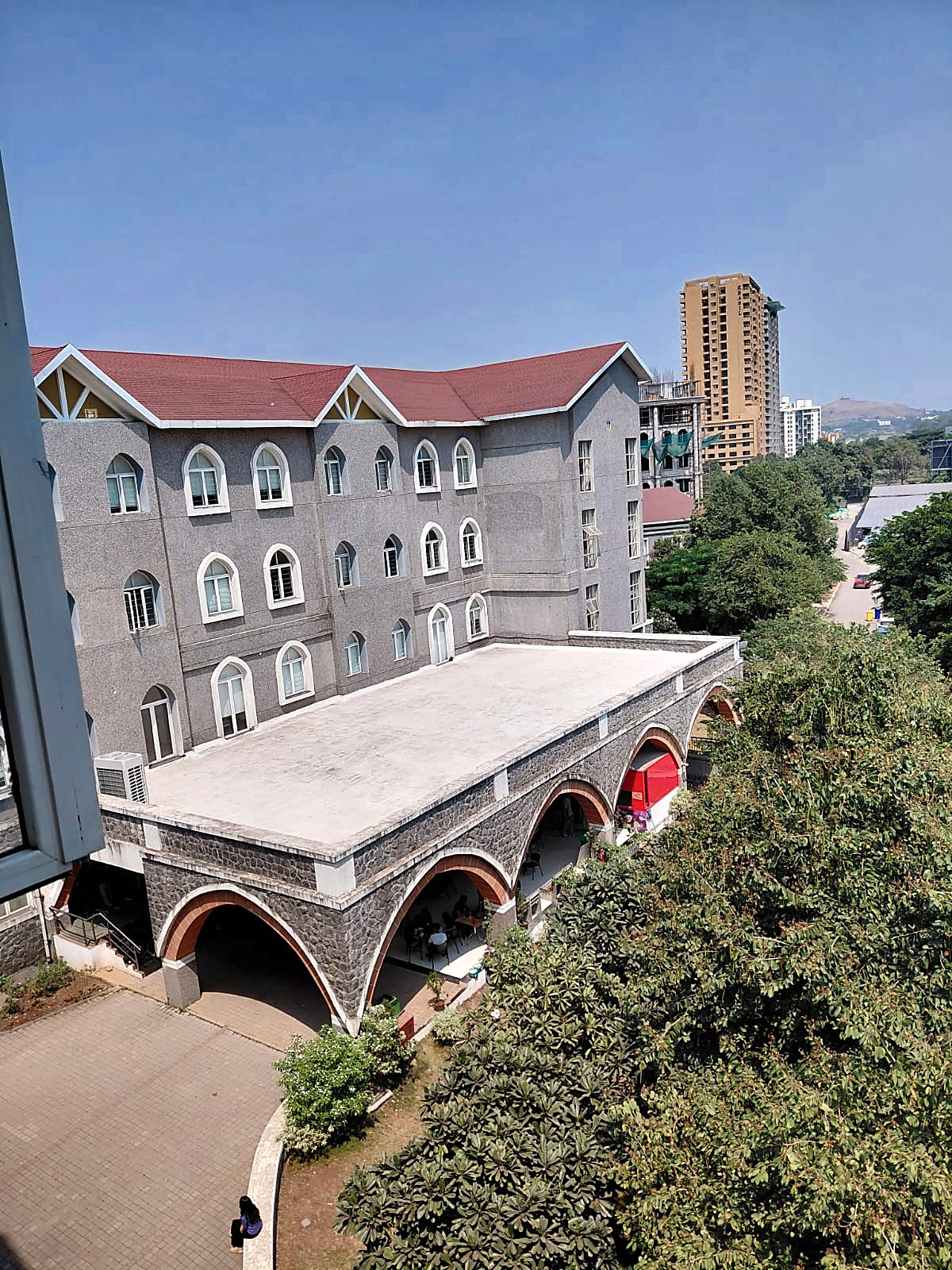 hostel_arches_view.jpg